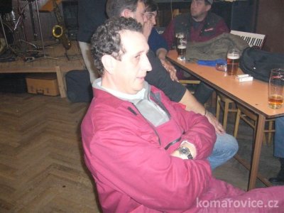 KÁCENÍ MÁJE NA POSVÍCENÍ