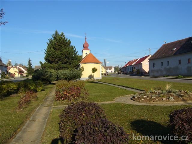 Obec Komárovice